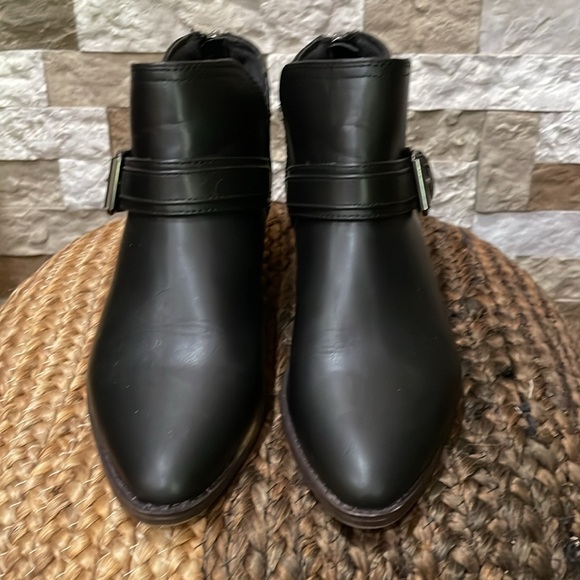 DAVID AARON Women’s Black Ankle Boots Sz. 7 - Picture 3 of 8